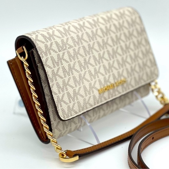 Michael Kors MD MF Phone Xbody Bag Vanilla - Picture 5 of 14